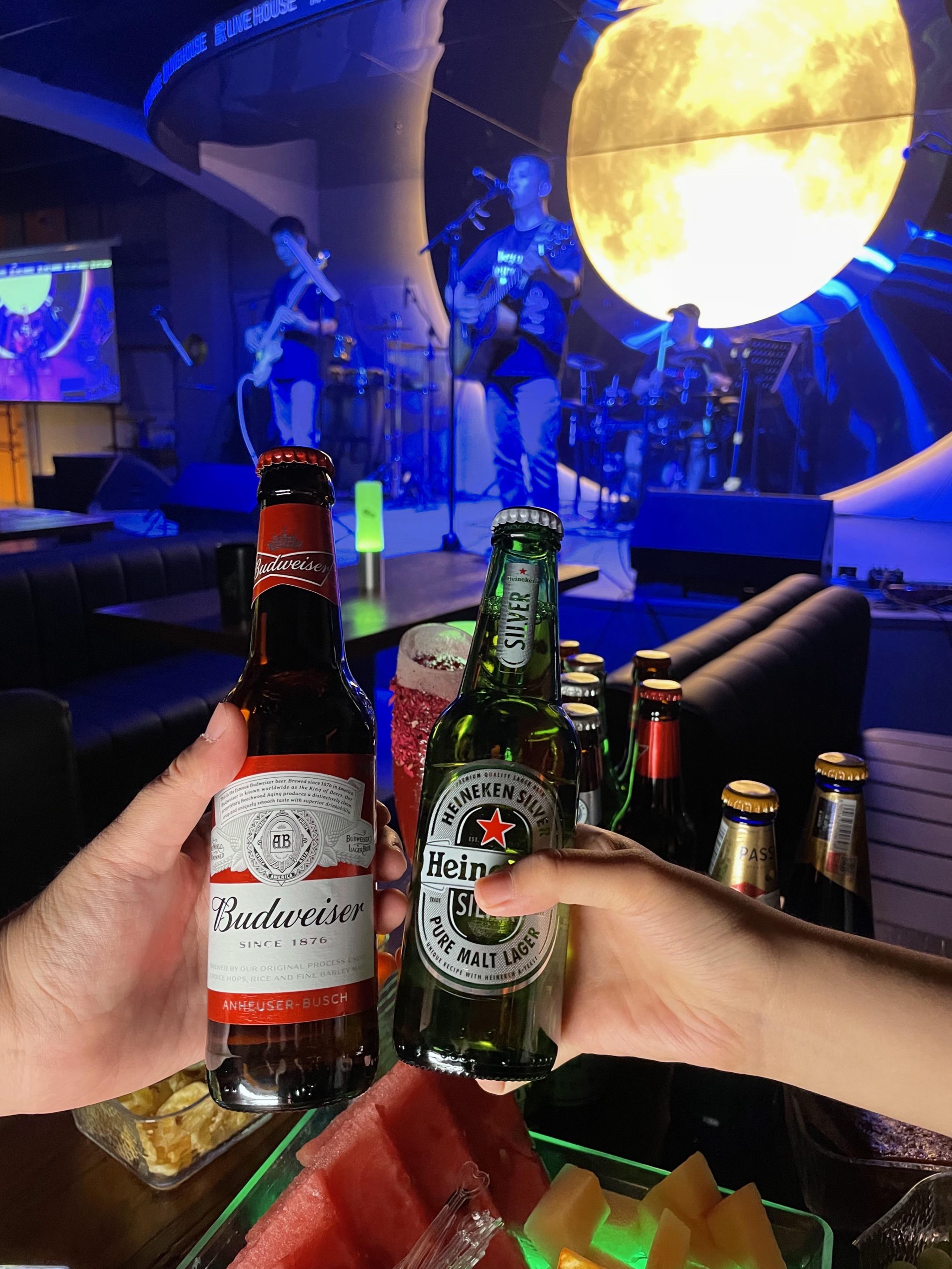 西宁商务ktv,探寻商务ktv啥意思-城中区ktv预订